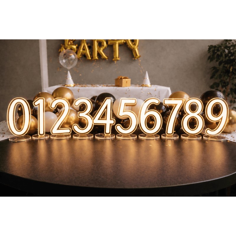 Número de LED Neon de Mesa 20cm – Branco Quente | Acrílico Cristal Premium com Base e Fonte Bivolt